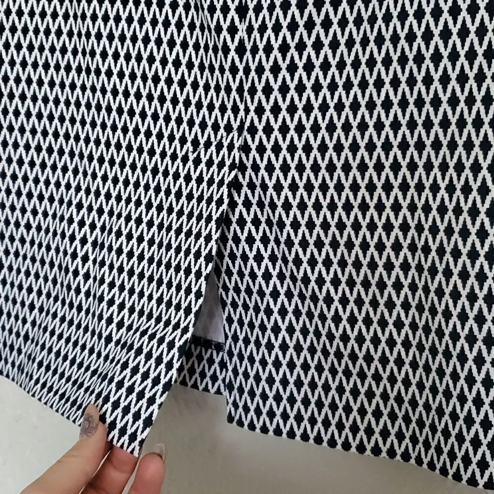 Margaret M | Stretch Pencil Skirt